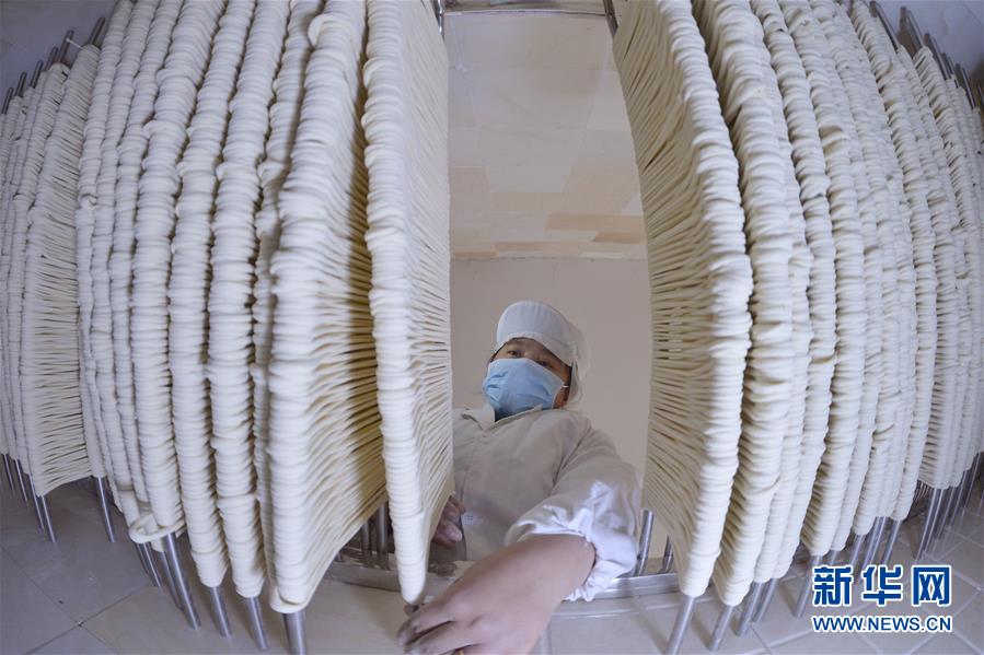 伦敦市场‘遭’空头挤压，白银价格飙升