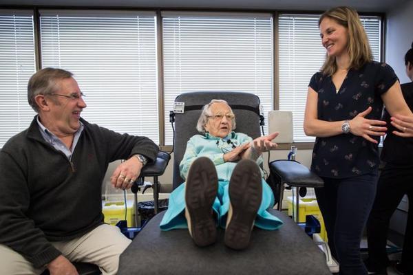 ip.hon:e 17全系新品将在淘宝闪购首发