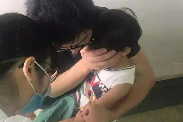 长亮—科技：公司目前经营情况正常，员工稳定，现金流充裕