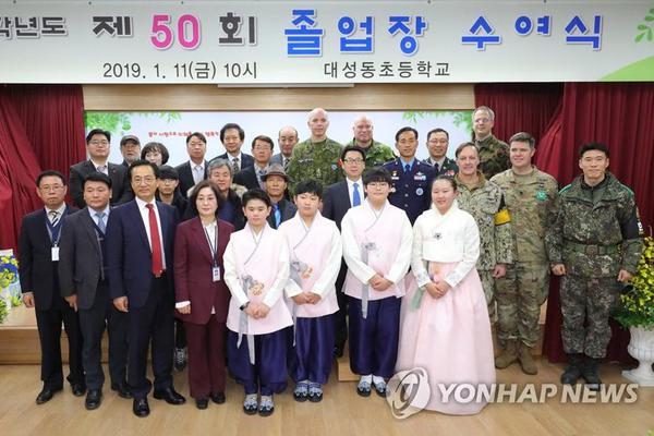 蓝纳成ipo.：关联采购占比约4成核心产品多为引进 母公司业绩承压难养“烧钱大户”